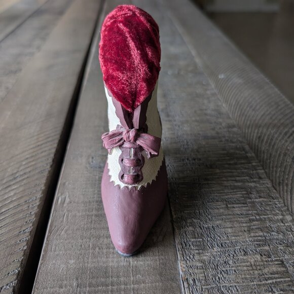 Vintage Miniature Shoe Boot Figurines Resin Victorian Bow Velvet Pin Cushion - Picture 4 of 5
